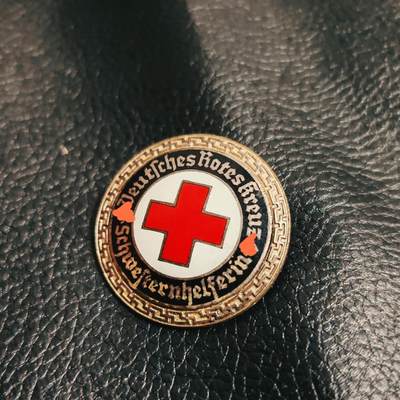 时顺第二十八拍 - 铭记历史，珍爱和平  德国特殊时期辅助医生证章，精致，规格较大