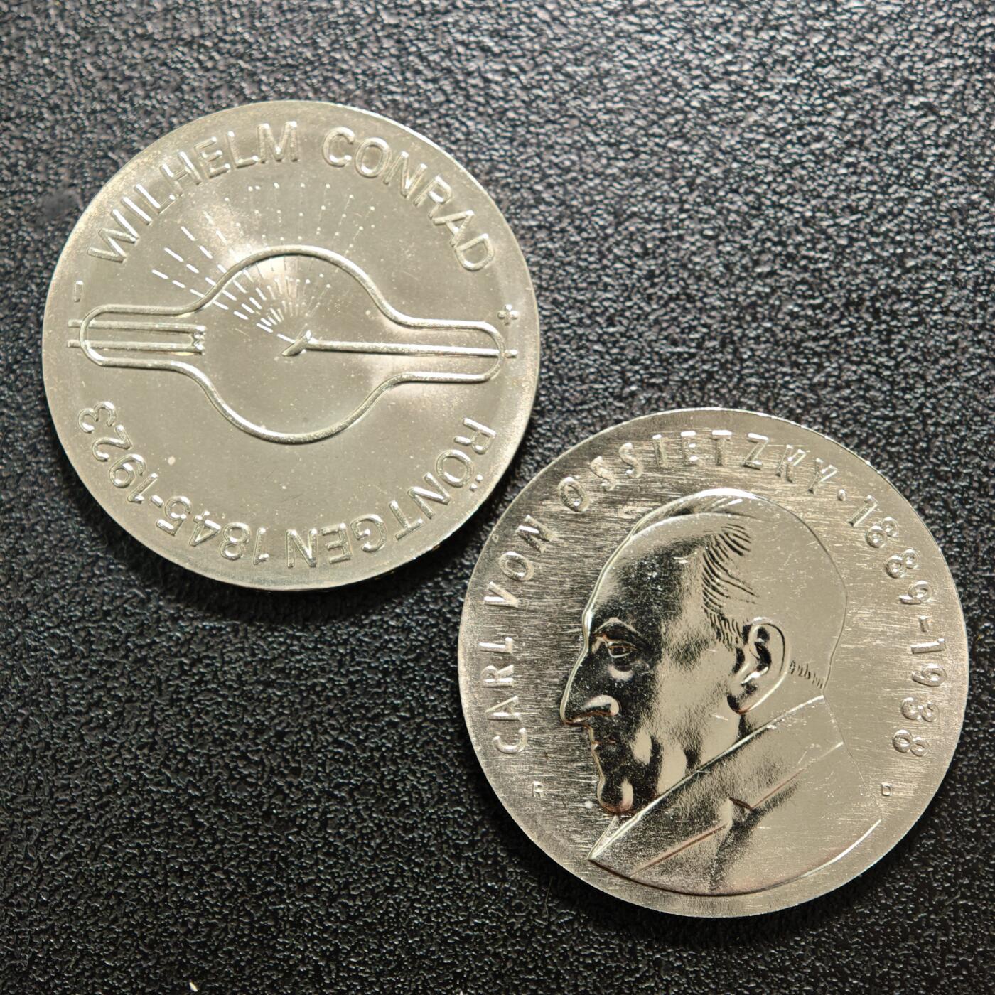 【德藏】世界币章拍卖第159期(元旦专场拍卖) 2枚一组 1970年 东德物理学家威廉·伦琴诞辰125周年5马克纪念镍币 1989年 东德和平主义者卡尔·冯·奥西茨基诞辰100周年5马克纪念镍币 品相极佳