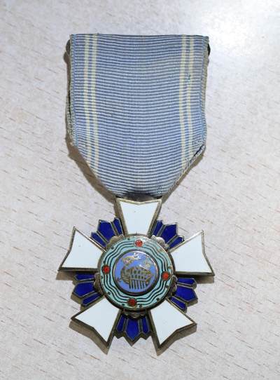 大猫徽章拍卖第285期 - 大韩民国忠武武功勋章 银质