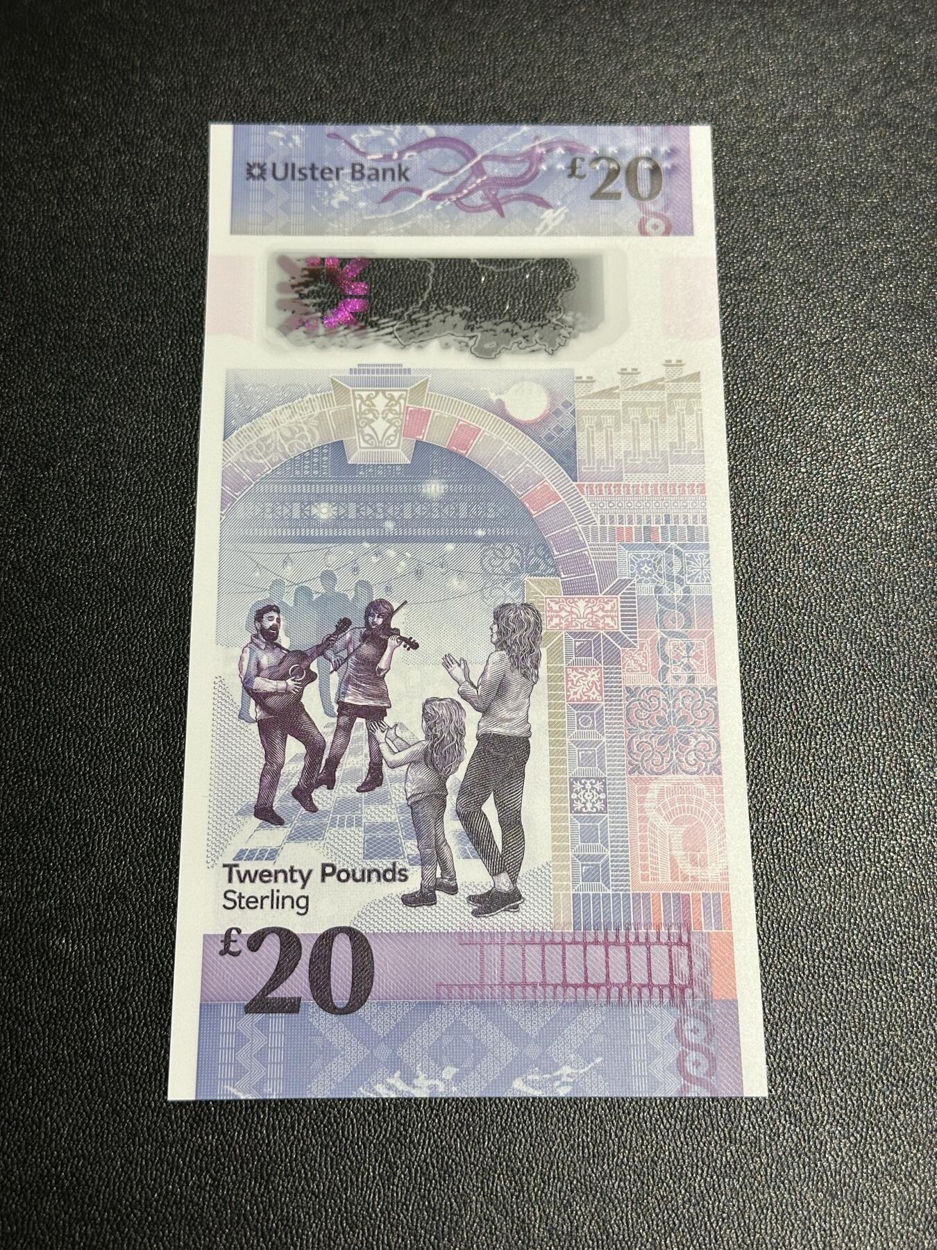 《外钞收藏家》第五百九十七期（年底收官场）（本平台长期征集拍品、欢迎藏友们联系合作）