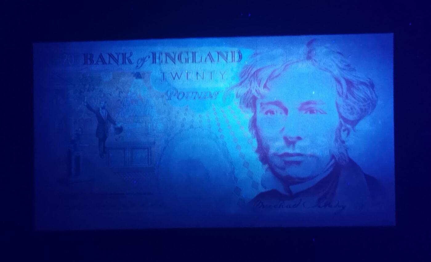 《艾美收藏》第226期-12.28周日外币精品场-蛇年收官 英国E序列初版皇冠版W35末冠20镑UNC靓号999030 Kentfield签名