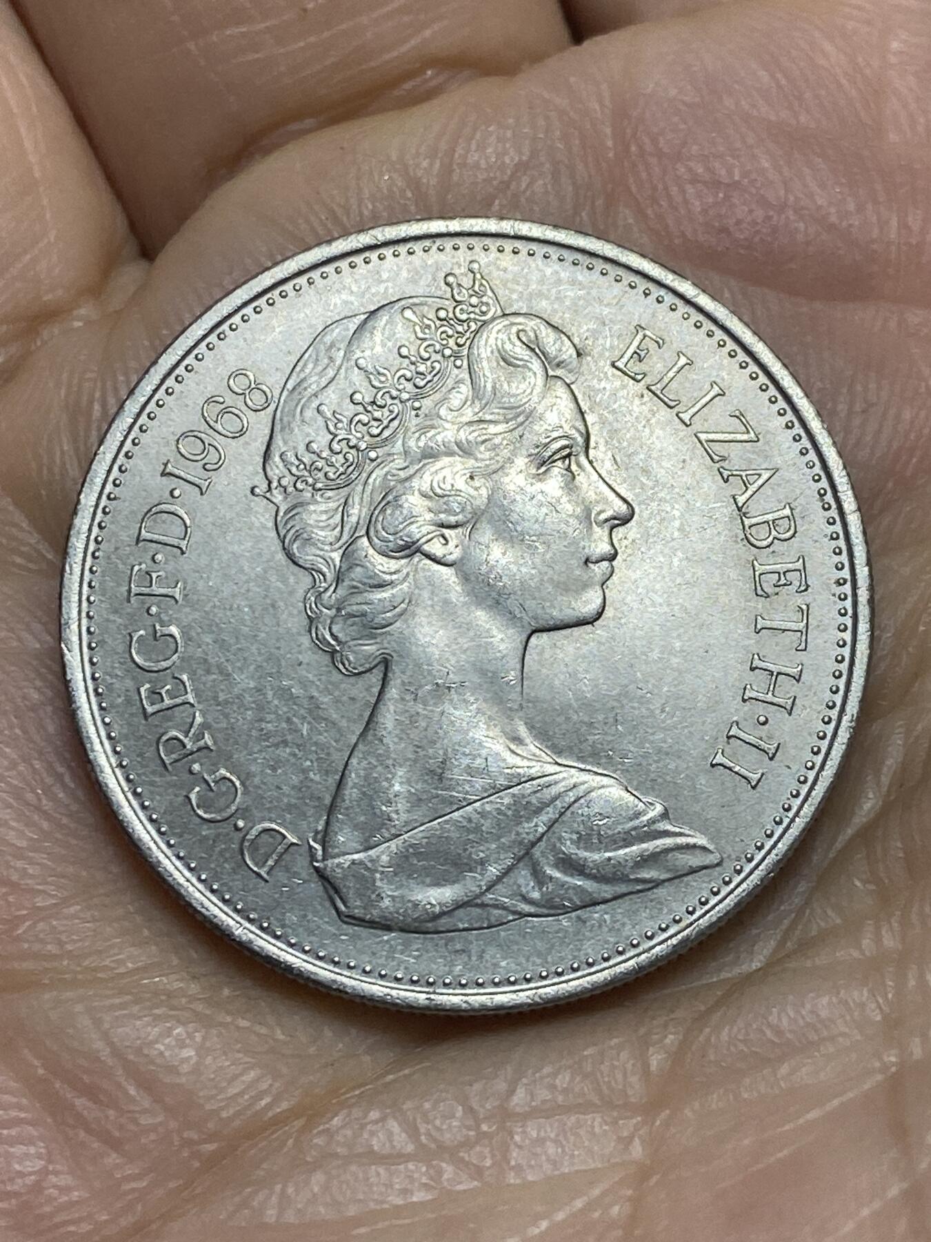 2025年第一百四十三场(总第一百六十九场）外国好品散币场(免佣金) 英国🇬🇧1968年10新便士(伊丽莎白二世中年花冠，十进制第一版首发年)