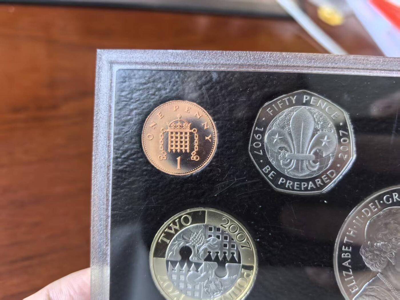 《外钞收藏家》第五百九十七期（年底收官场）（本平台长期征集拍品、欢迎藏友们联系合作）