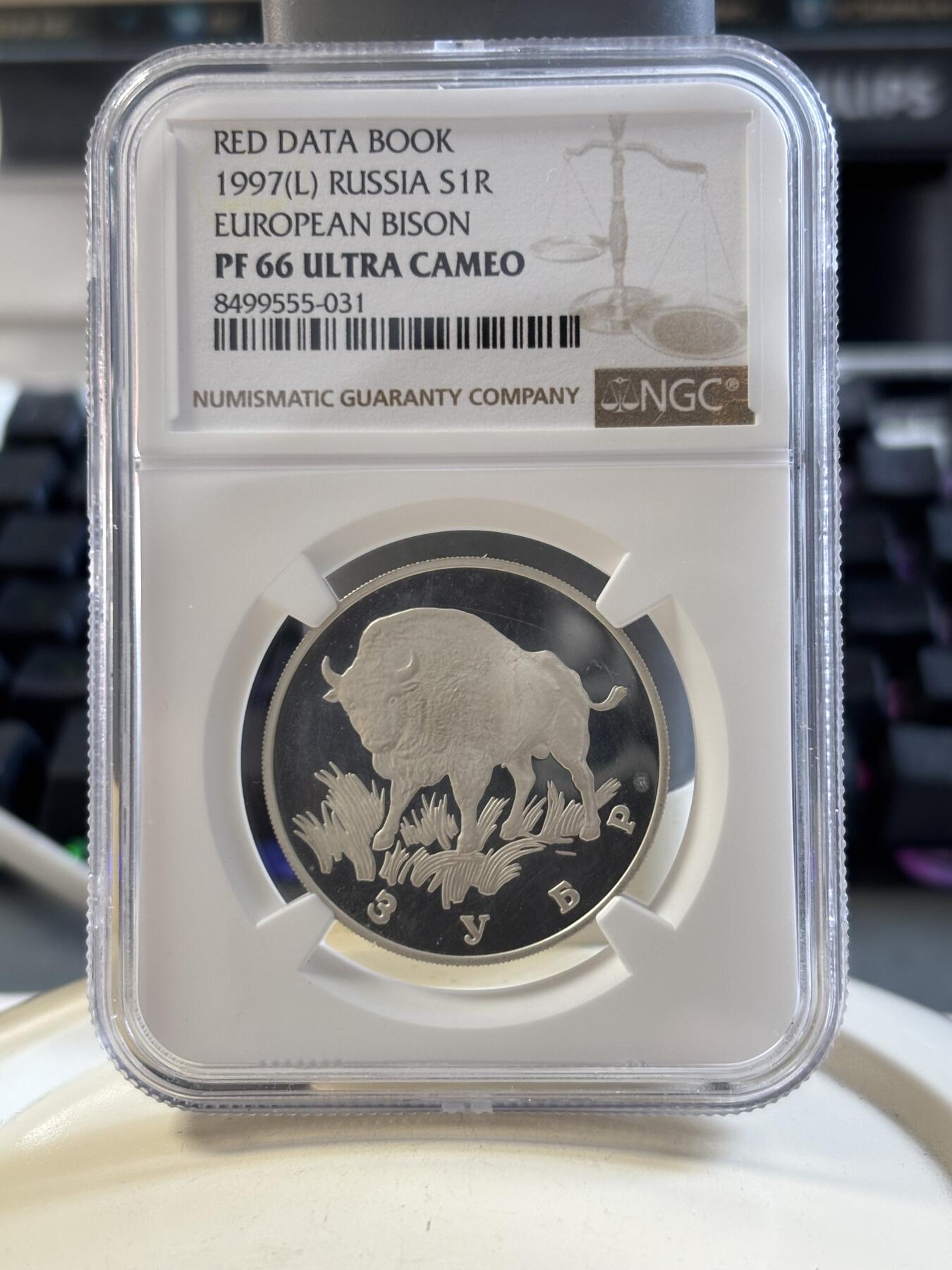 第186期拍卖 俄罗斯1997年动物牛纪念银币NGC-PF66,15.55克，900银