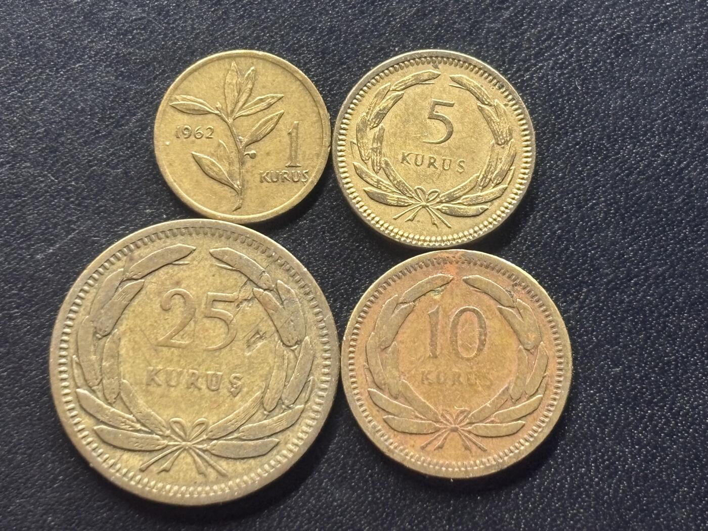 邮泉阁限时拍卖第三十八场 亚洲专场（硬币在国外。请付邮费6元。）