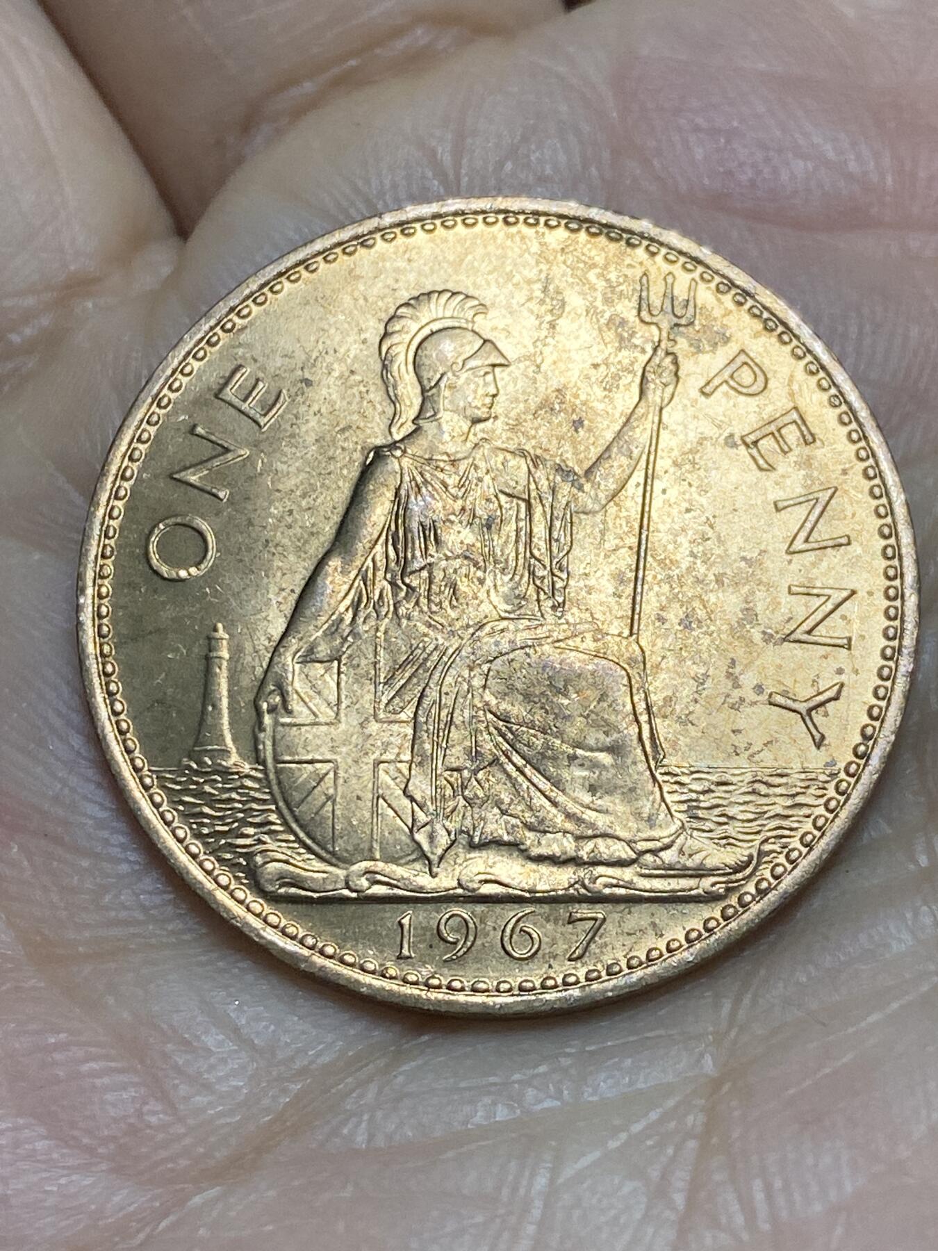 2025年第一百四十三场(总第一百六十九场）外国好品散币场(免佣金) 英国🇬🇧1967年1便士(伊丽莎白二世青年桂冠第二版，普制币关门年)