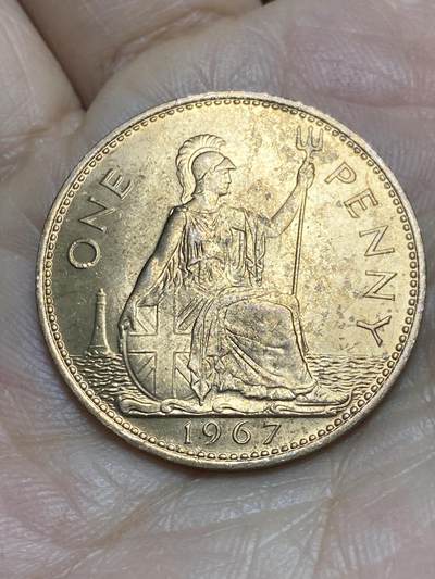 2025年第一百四十三场(总第一百六十九场）外国好品散币场(免佣金) - 英国🇬🇧1967年1便士(伊丽莎白二世青年桂冠第二版，普制币关门年)