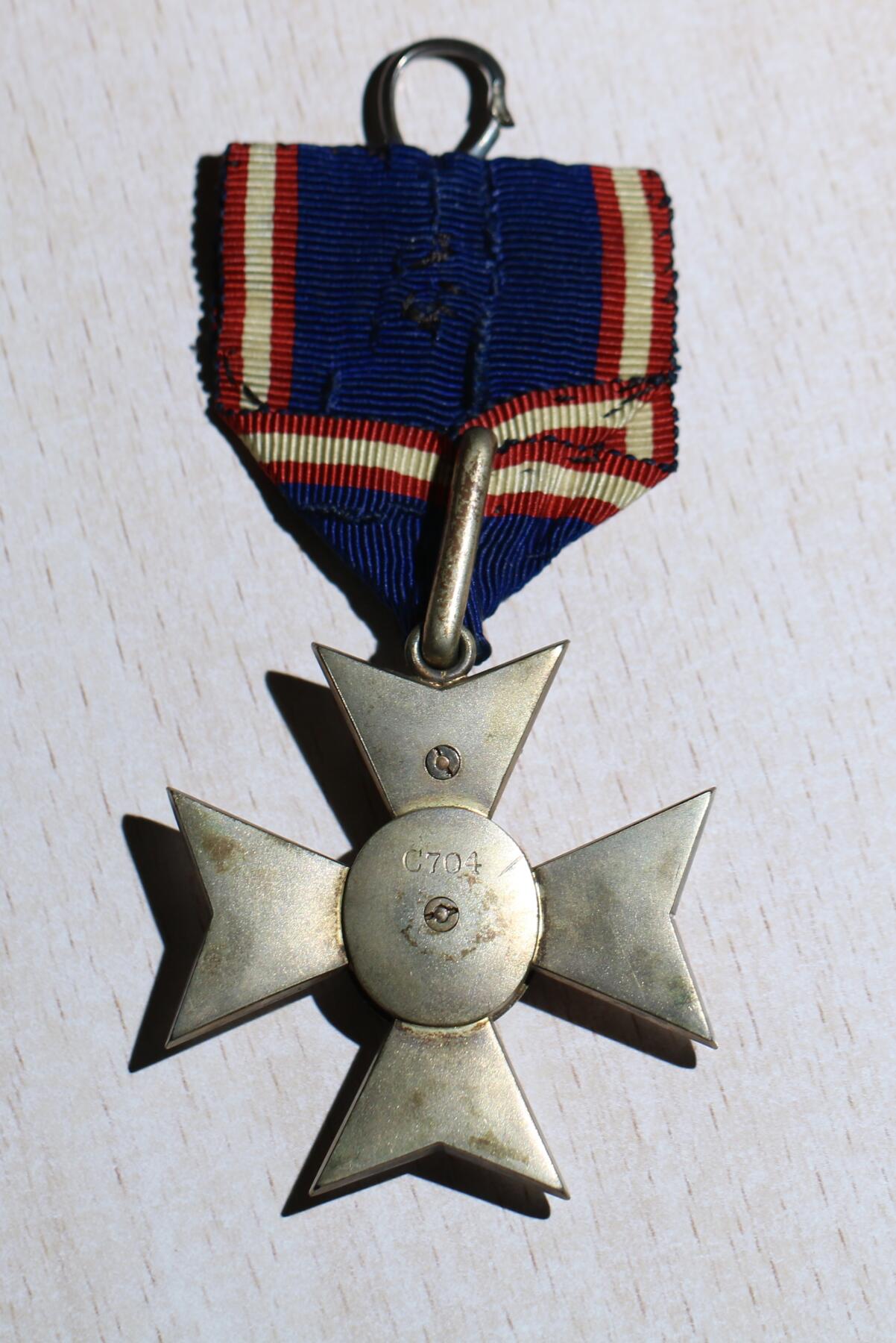 大猫徽章拍卖第285期 大英帝国皇家维多利亚勋章