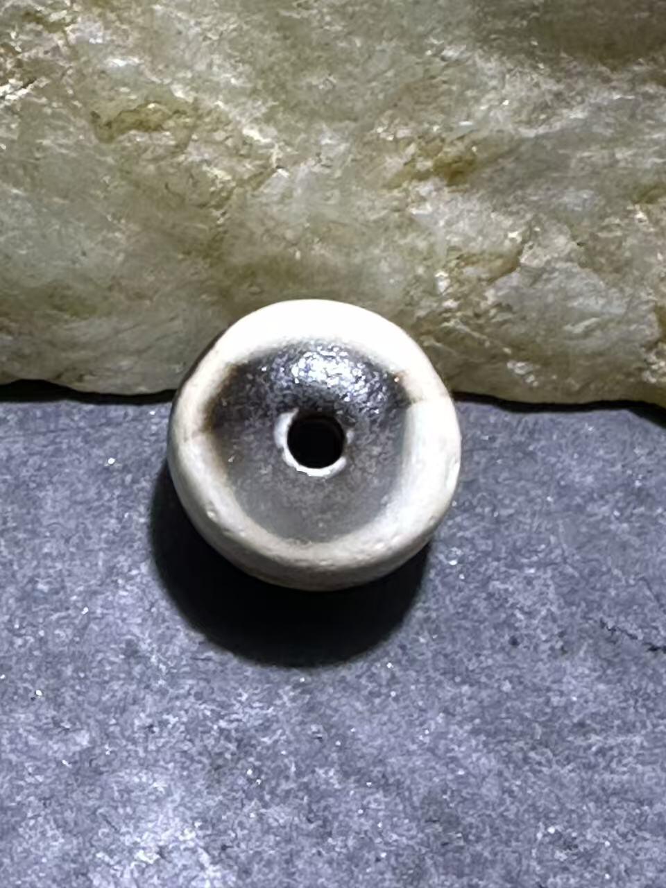 仅此一颗，藏传虎牙随形天珠一颗，！