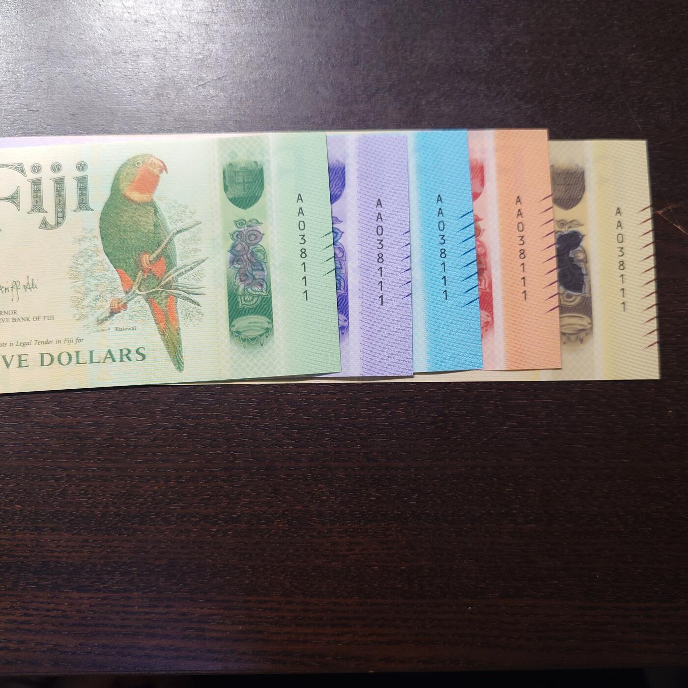 世界钱币～微拍第221期暨2025年第61期  最新货品（群里先挑剩）选购