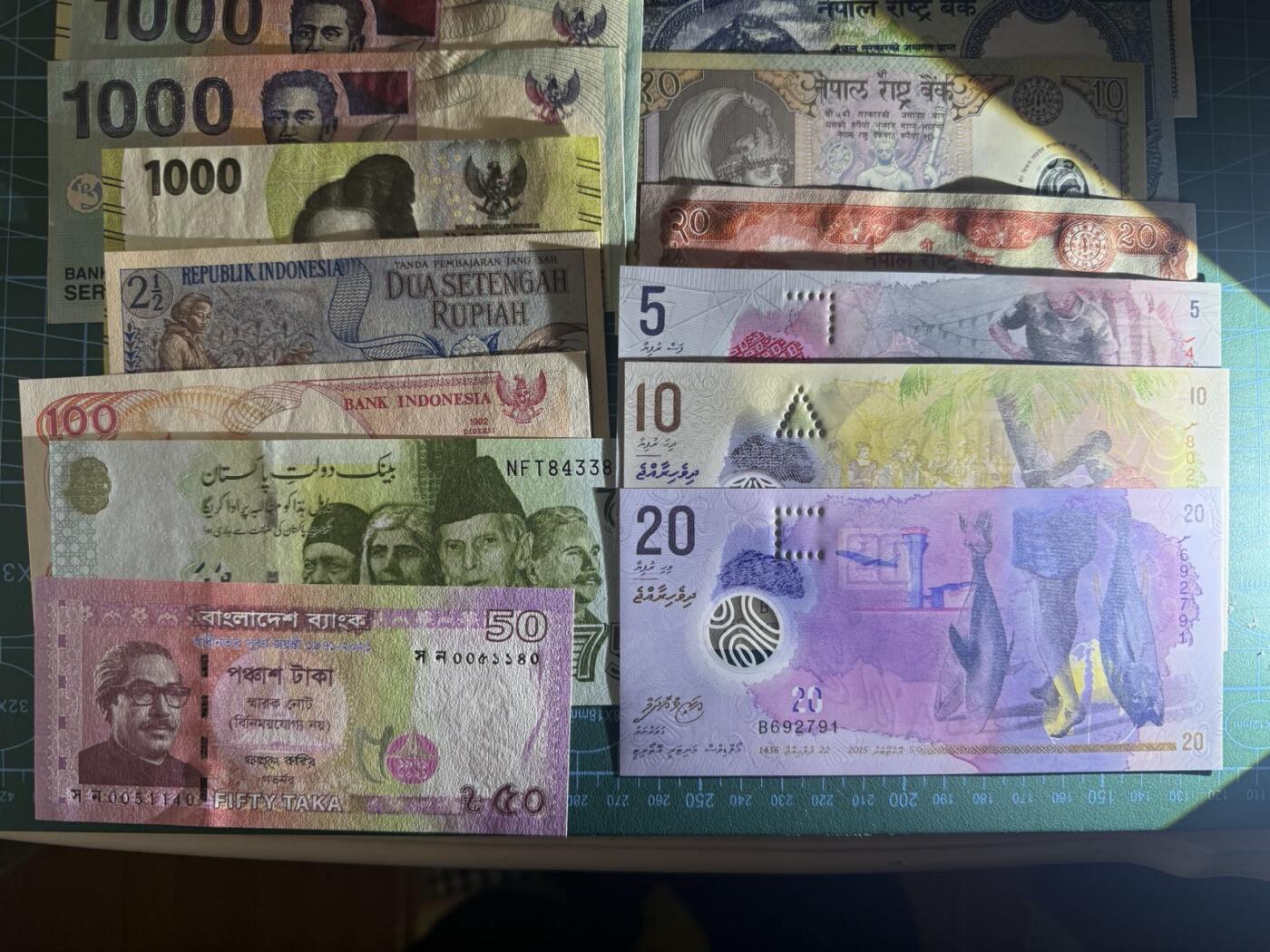 【炜奕收藏】，第五十四期，本场佣金已改，请大家注意