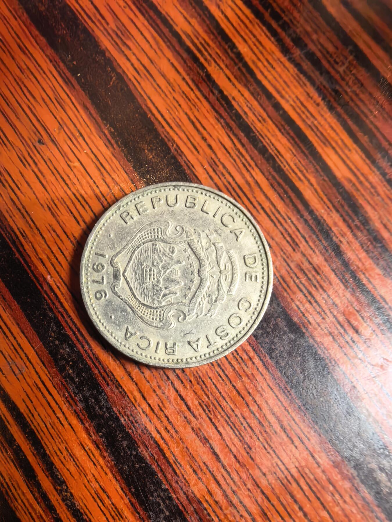 泡泡币外币四十一场可代拍15038385335微信 哥斯达黎加。