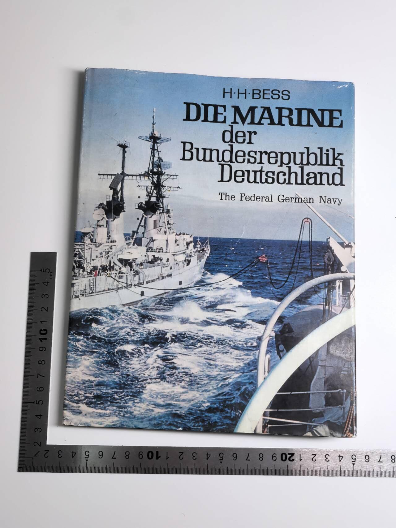小驴勋章奖章收藏12月27日周六晚六点拍卖（珍爱和平，收藏战争，铭记历史，勿忘国耻，忠党爱国。有偿代拍，送拍规则在简介最后，参拍须阅读规则后再参拍，关系到运费包装发货时效真假辨别等关键信息，拍卖时不再发原图，看大图店主微信码在拍卖店铺介绍里） 《德国联邦海军》