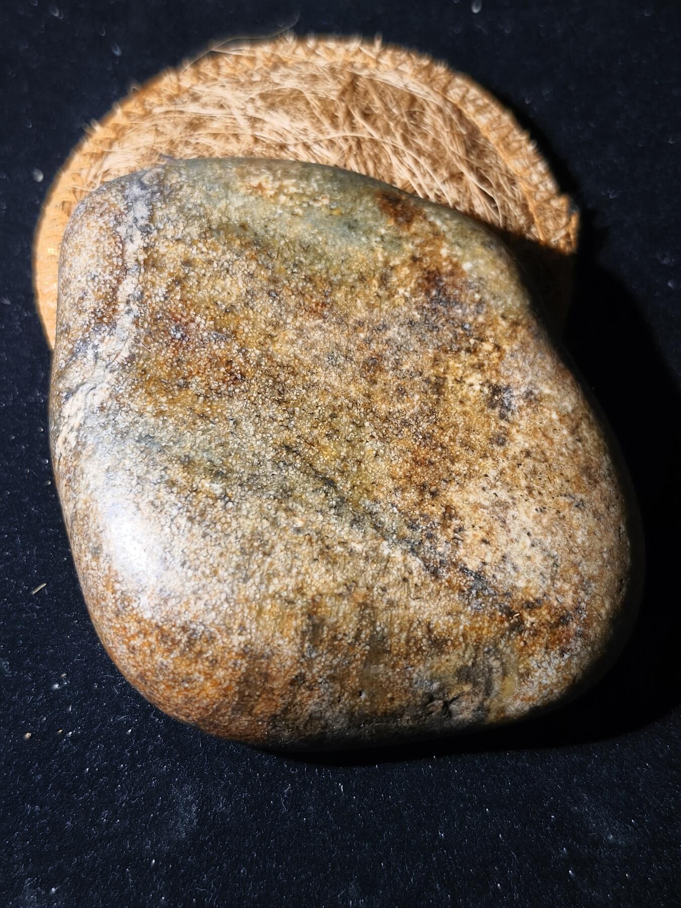 99期回流戒指饰品杂件纪念章丝路钱币专场 和田玉籽料