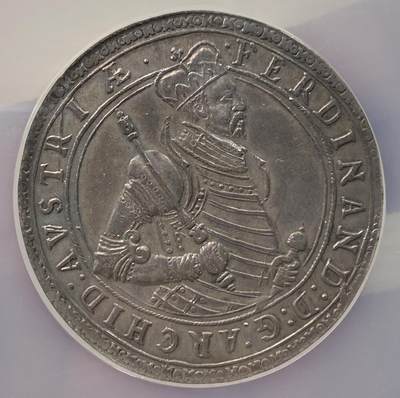 万国钱币拍卖第058期（万国新年大拍） - NGC AU53 1564-95年神圣罗马帝国斐迪南大公金羊毛盾徽2泰勒大银 昂西赛姆造币厂铸 德意志第一帝国重器56.6G 全深打图案清晰 原味包浆均匀厚重 状态难得