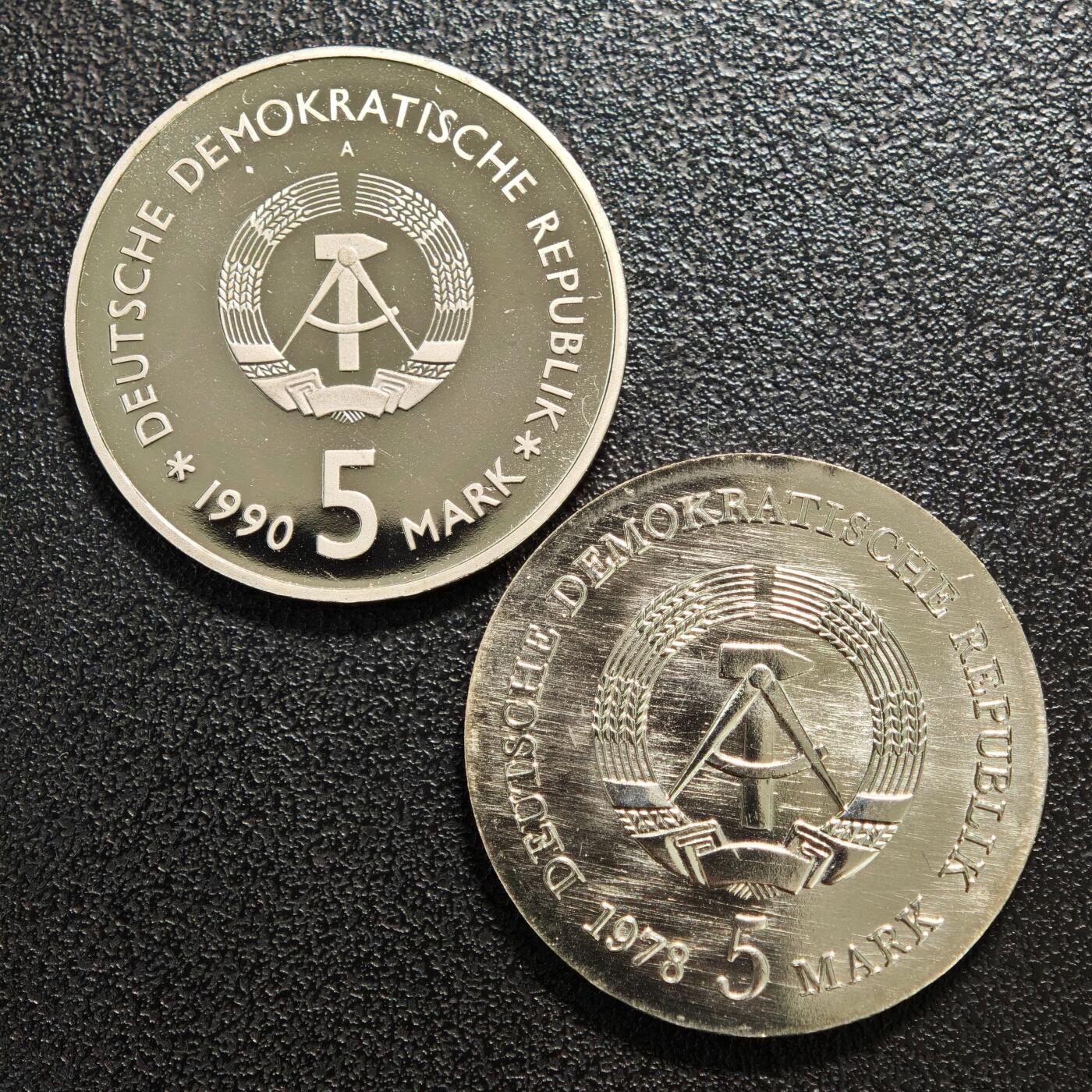 【德藏】世界币章拍卖第159期(元旦专场拍卖) 2枚一组 1990年 东德柏林历史博物馆5马克纪念镍币 1978年 东德诗人弗里德里希·戈特利布·克洛普斯托克逝世175周年5马克纪念镍币 品相极佳