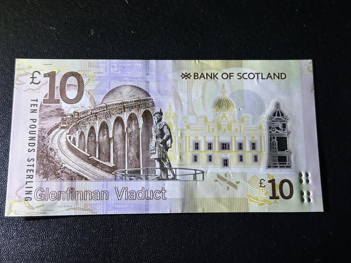 《外钞收藏家》第五百九十七期（年底收官场）（本平台长期征集拍品、欢迎藏友们联系合作）