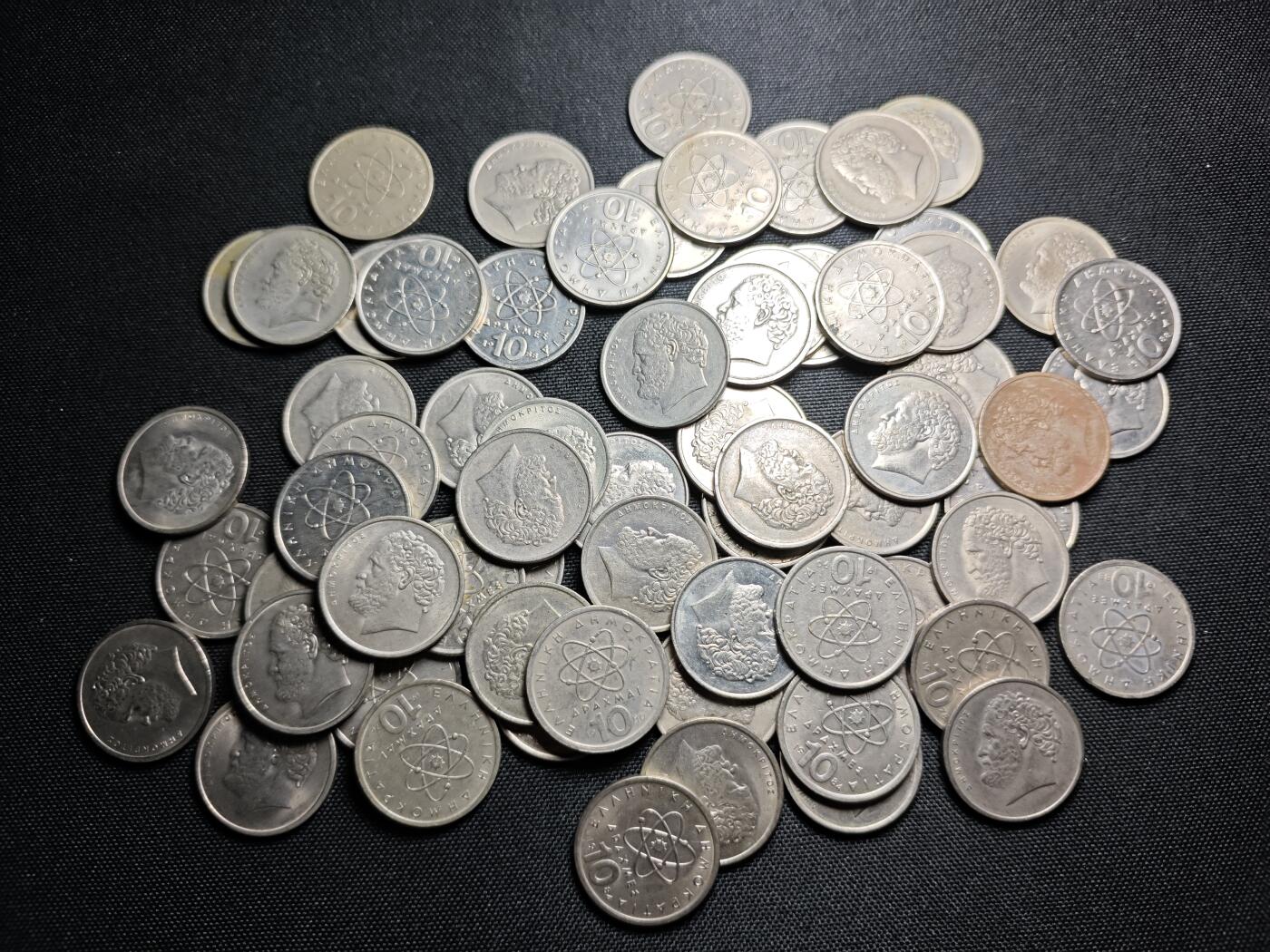 KK钱币收藏小铺 《套币 好品/批量散币专场》  2月预留时间 周末发货  希腊10德拉克马一组67枚