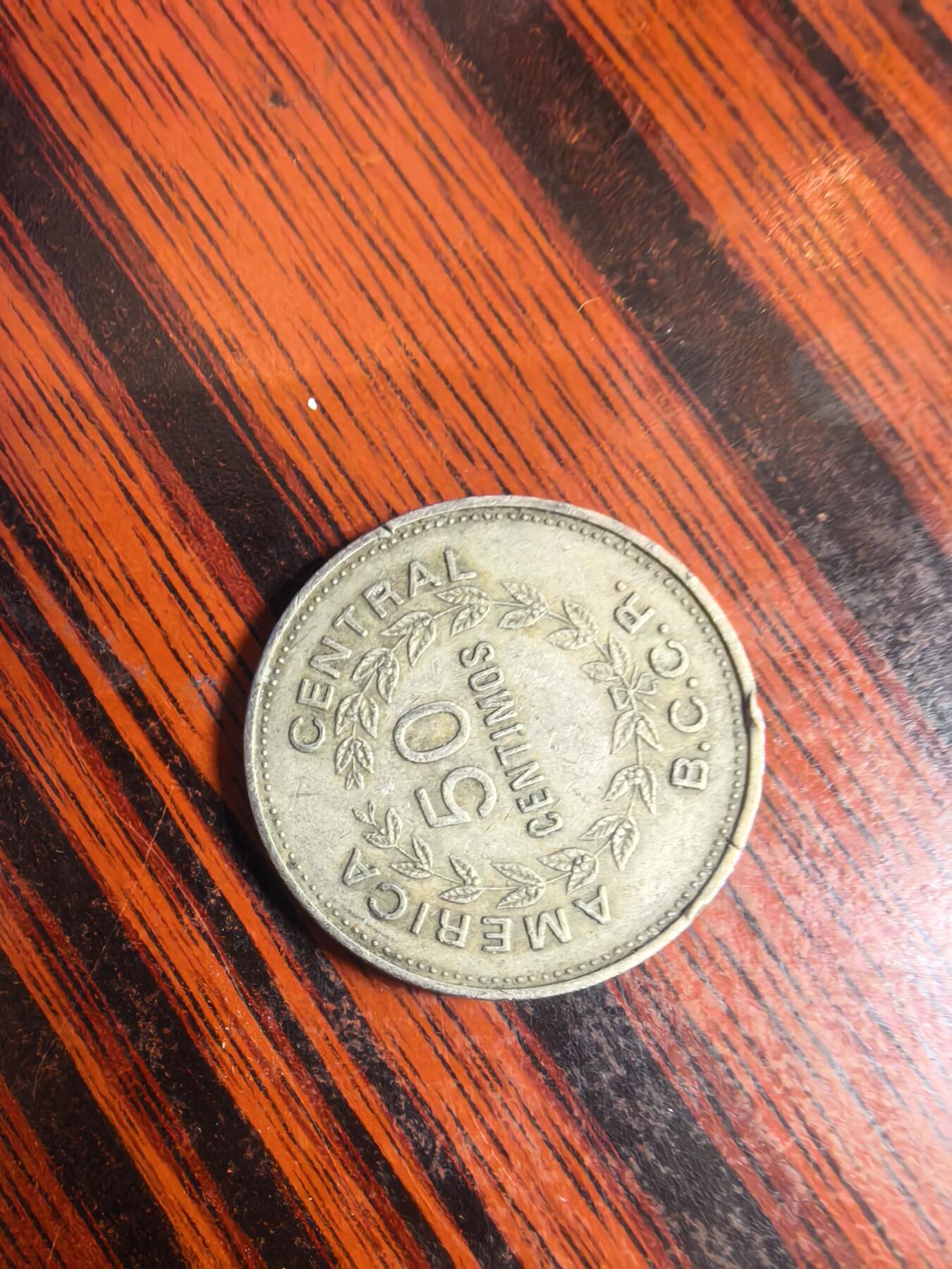 泡泡币外币四十一场可代拍15038385335微信 哥斯达黎加。