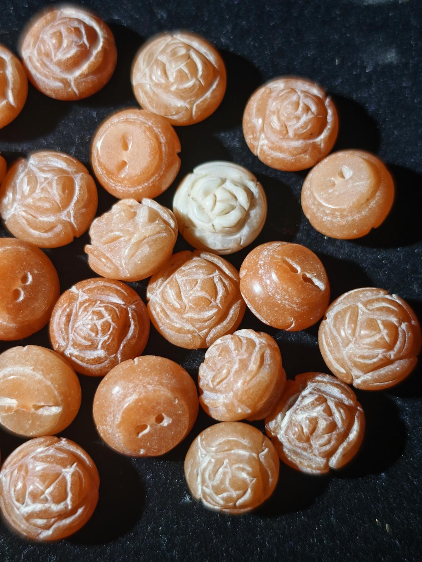 99期回流戒指饰品杂件纪念章丝路钱币专场 老玉扣