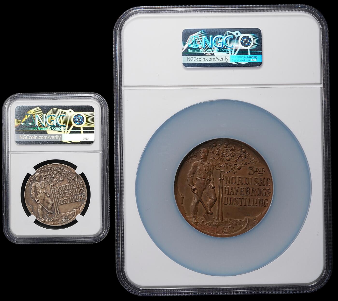 修遠堂世界钱币第九十九期 NGC评级 1907年第三届北欧园艺博览会纪念章一套，银，铜各一枚  其中银章35.00mm，重19.47g，铜章56.00mm，重66.30g