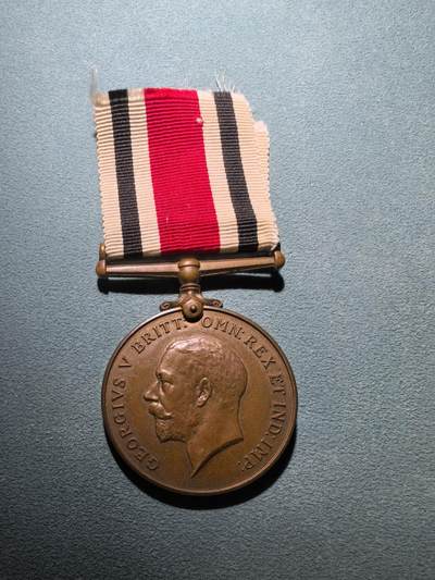 盛世勋华——号角文化勋章邮票专场拍卖第296期 - 英国志愿警察长期服务奖章 乔治五世版 带边铭