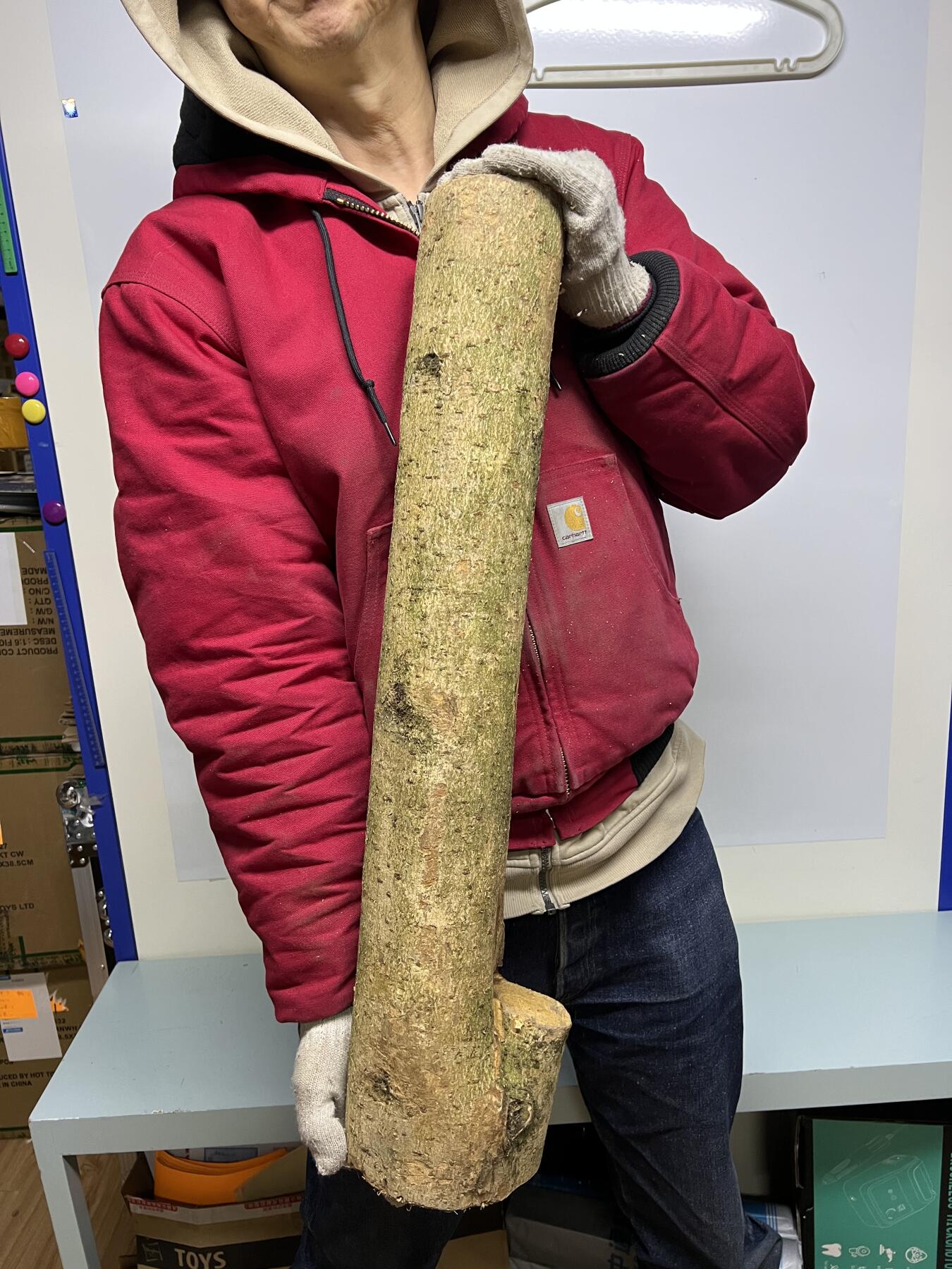 零元拍： 1225-2金丝楠 原木 风水柱 横财（材）带皮， 尺寸：67/9.5/19/14.5CM。抛光后金灿灿满香。最后图为成品效果