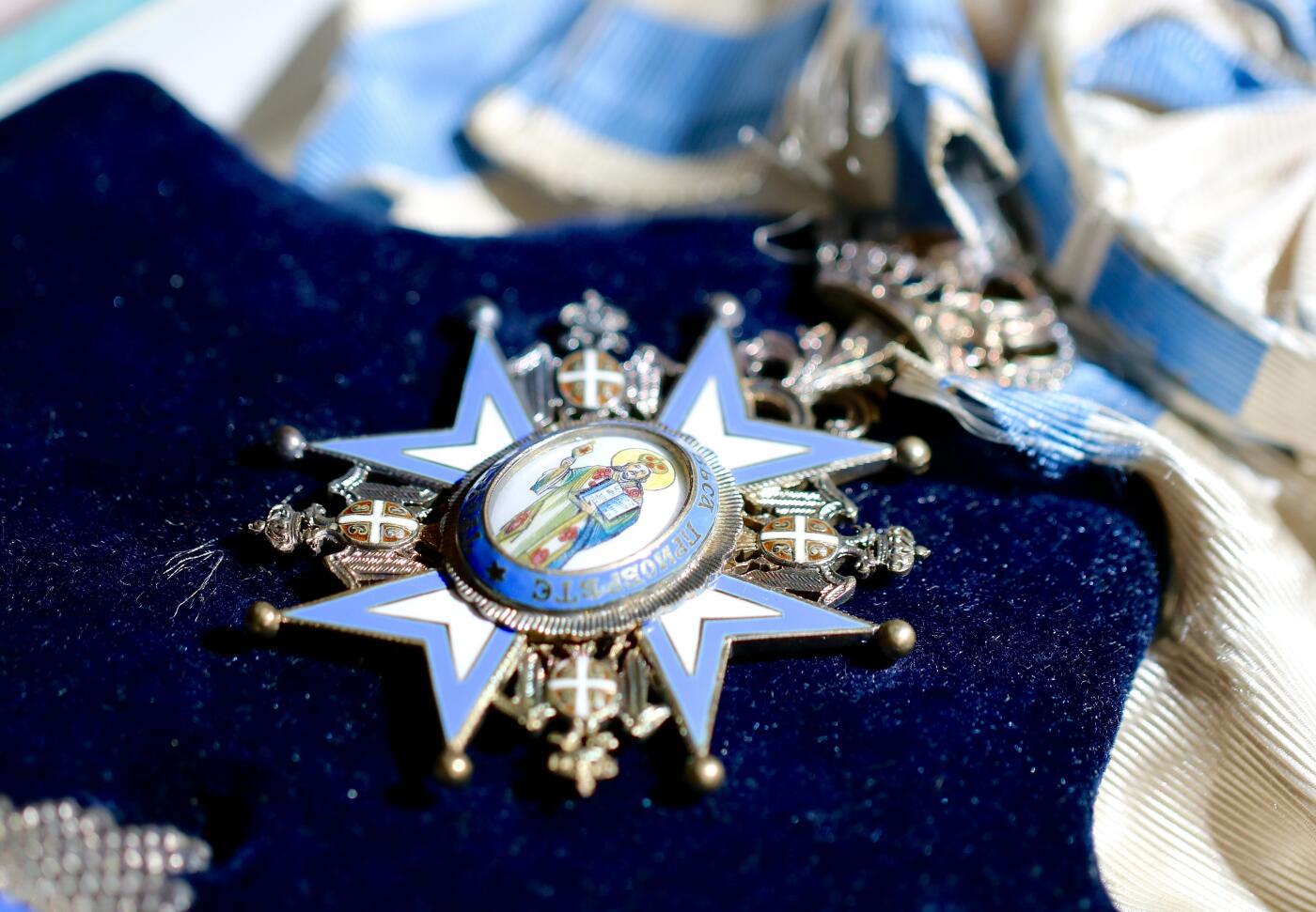 大猫徽章拍卖第285期 塞尔维亚王国一级圣萨瓦勋章星芒一套 绶带稍有开丝