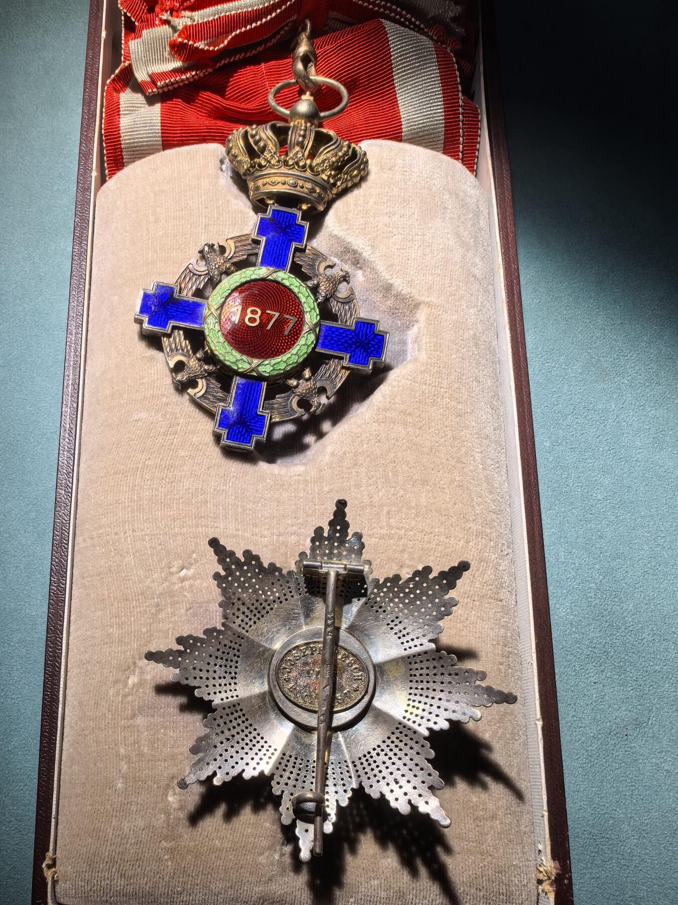 盛世勋华——号角文化勋章邮票专场拍卖第296期 罗马尼亚王国大十字级罗马尼亚之星勋章 第一版 银质带银标厂标 带原盒 品相极佳 顶级收藏