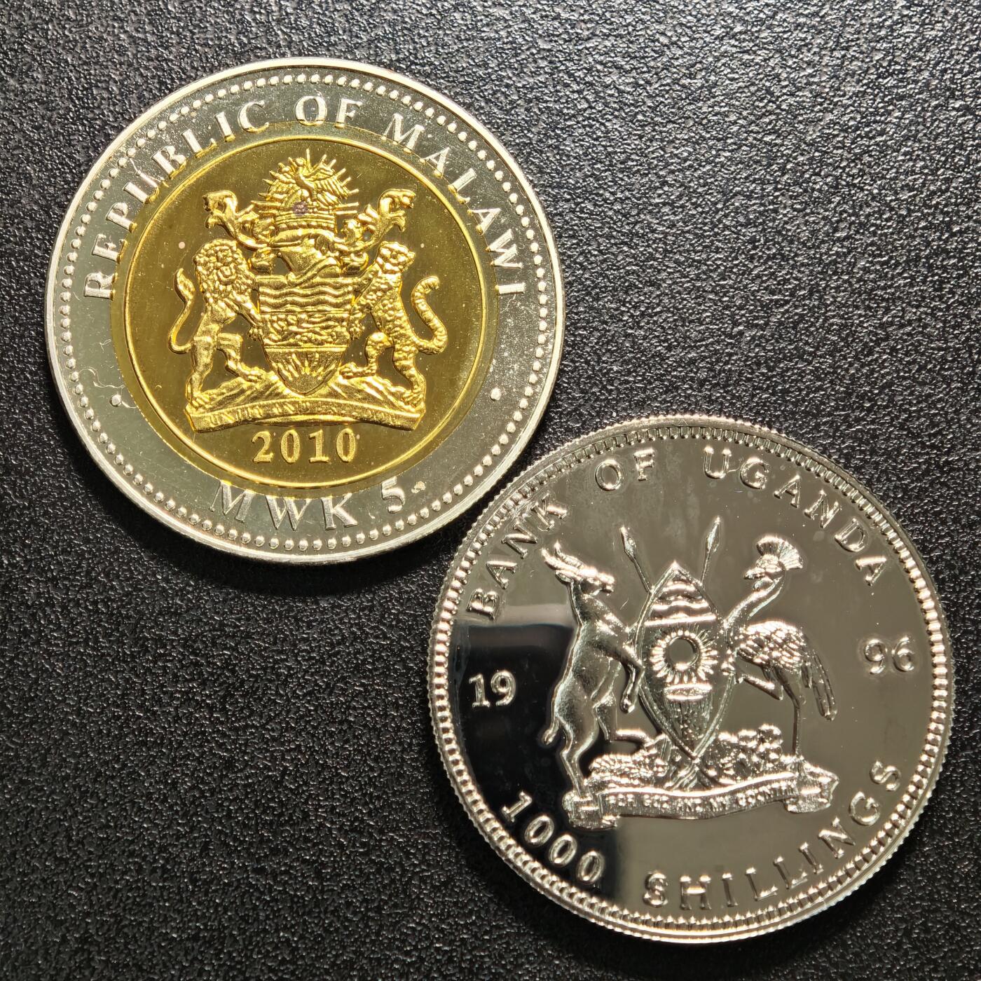 【德藏】世界币章拍卖第159期(元旦专场拍卖) 2枚一组 2010年 马拉维鱼类保护双金属彩色纪念币 1998年 乌干达野生动物保护1000先令彩色纪念币 品相极佳