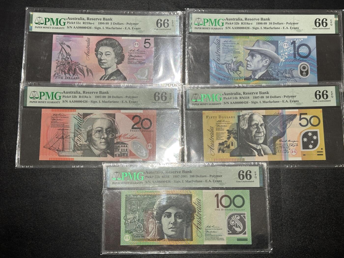 《外钞收藏家》第五百九十七期（年底收官场）（本平台长期征集拍品、欢迎藏友们联系合作） 1998年澳大利亚5-100元 全同号426号 全部PMG66 纪念钞版
