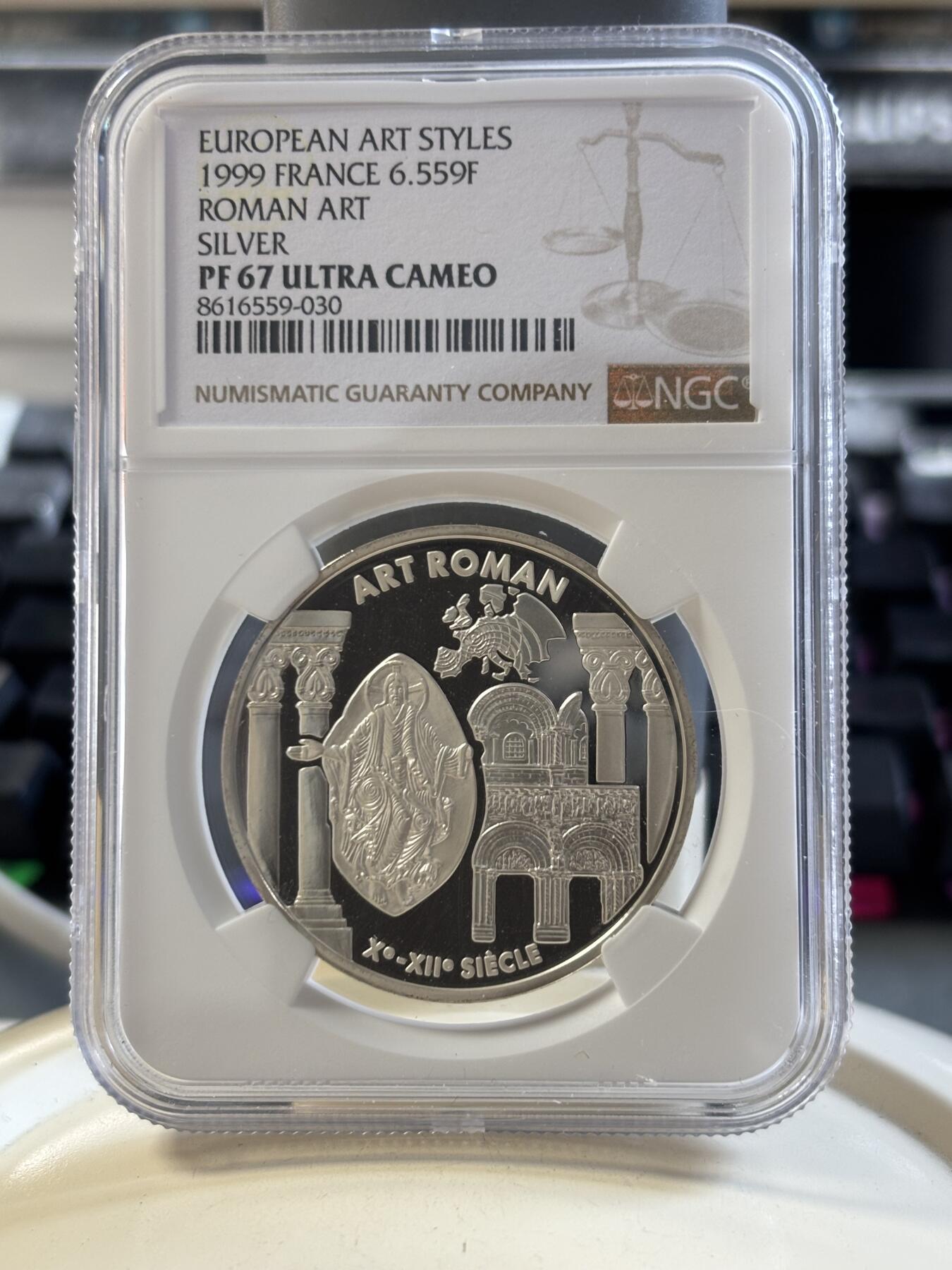 第186期拍卖 法国1999年纪念文艺复兴-古罗马建筑艺术双面值精制全新银币NGC-PF67,22.2克，925银，