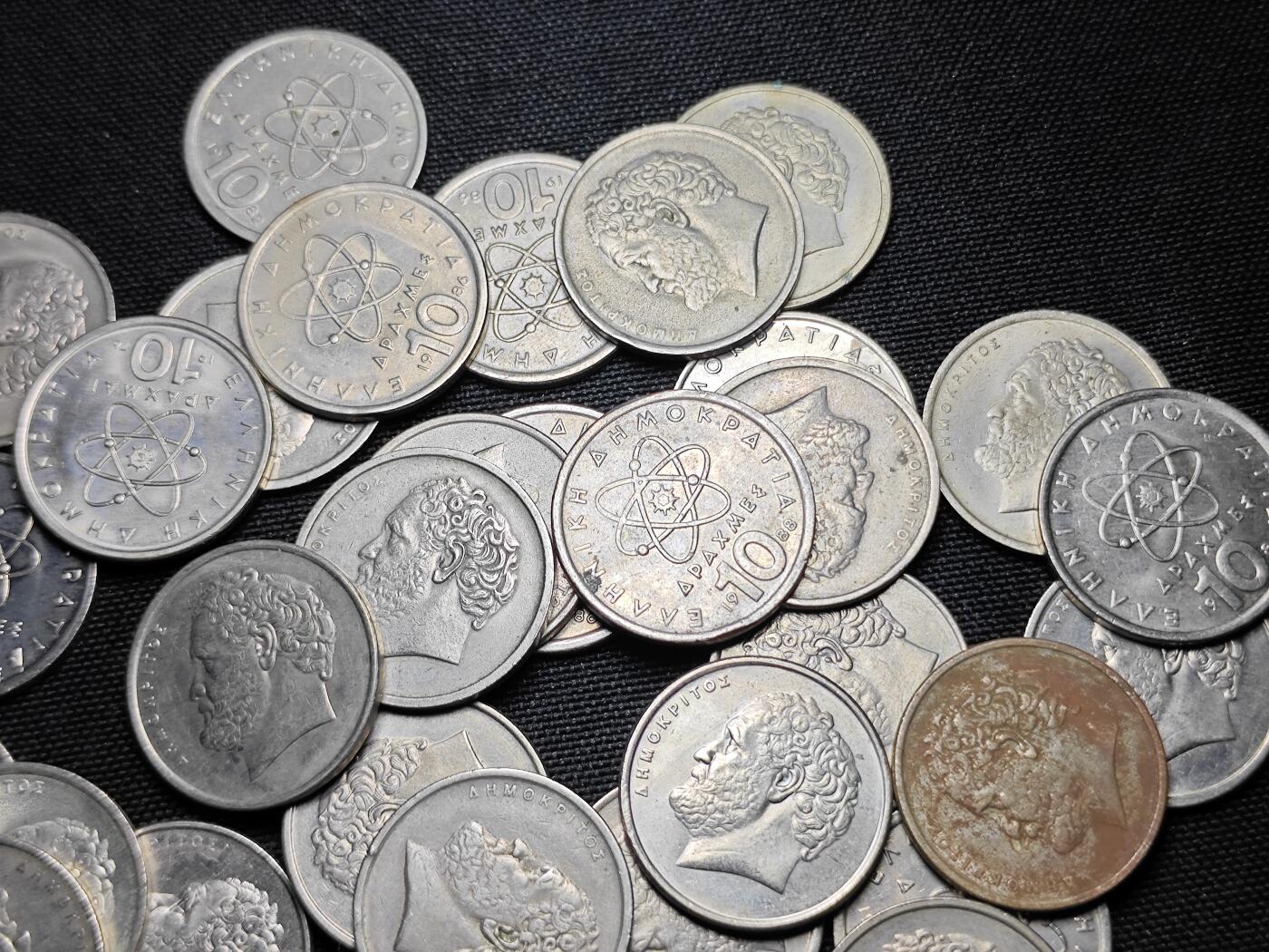 KK钱币收藏小铺 《套币 好品/批量散币专场》  2月预留时间 周末发货  希腊10德拉克马一组67枚