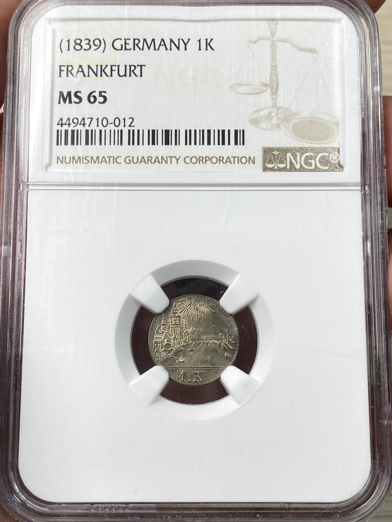 万国钱币拍卖第058期（万国新年大拍） NGC MS65 1839年德国法兰克福城市景观1克洛泽银币 可以说是最小的德系景观银币 小中见大的典范 BU深打近200年欧陆酱彩