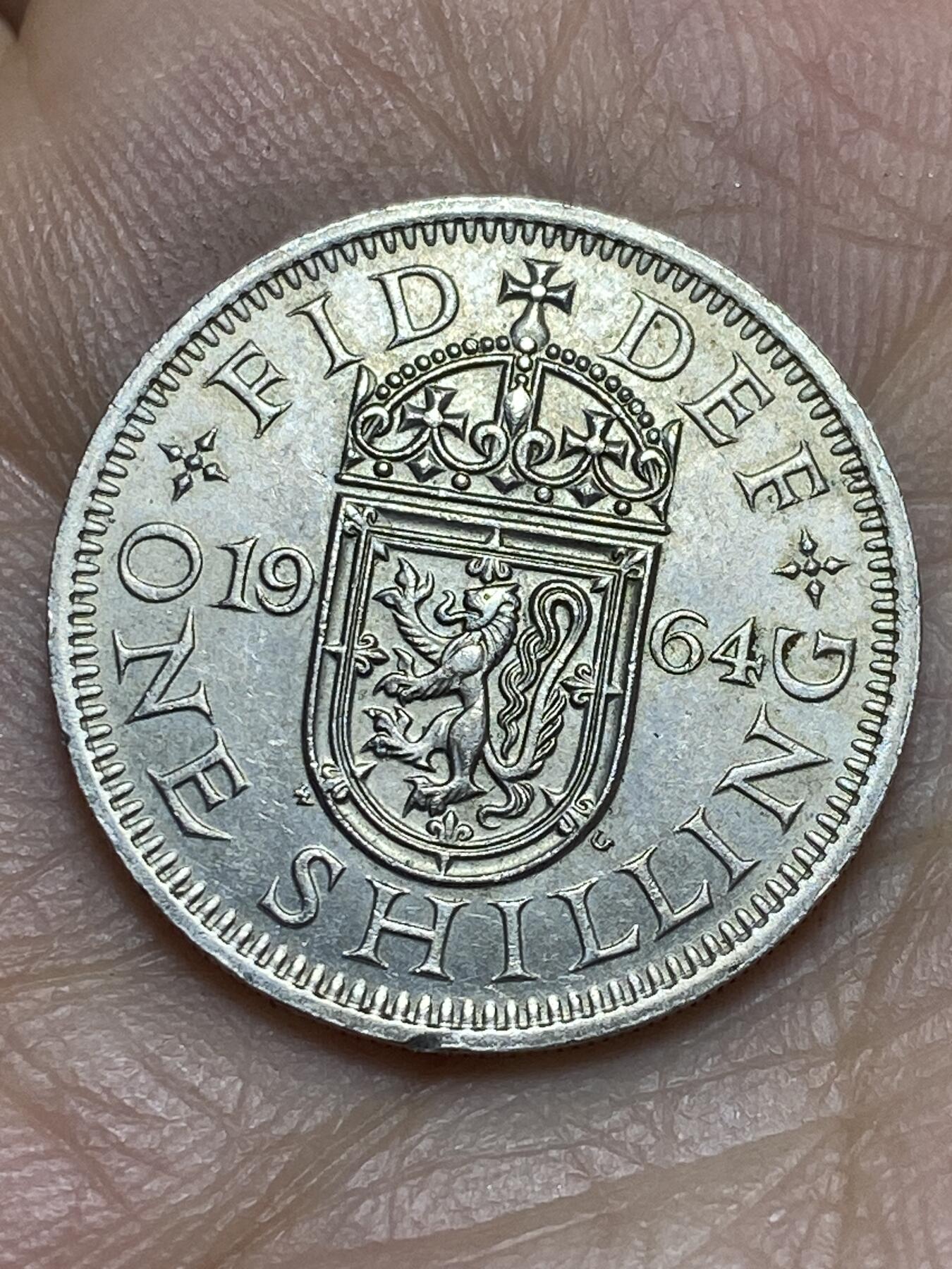 2025年第一百四十三场(总第一百六十九场）外国好品散币场(免佣金) 英国🇬🇧1964年1先令(伊丽莎白二世青年桂冠第二版，苏格兰盾徽版)