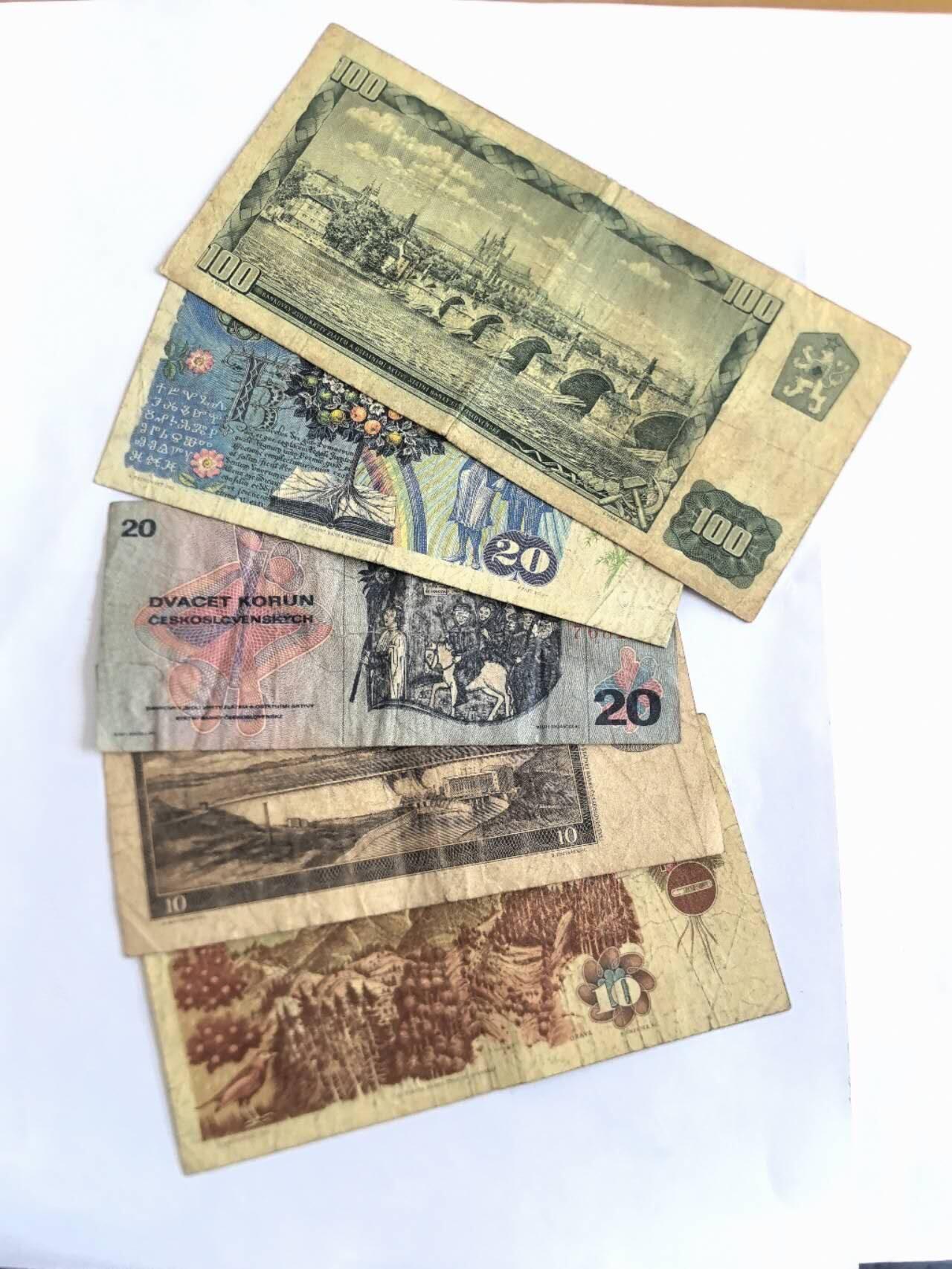各国外币第105期 无佣金 捷克斯洛伐克不同面值5张