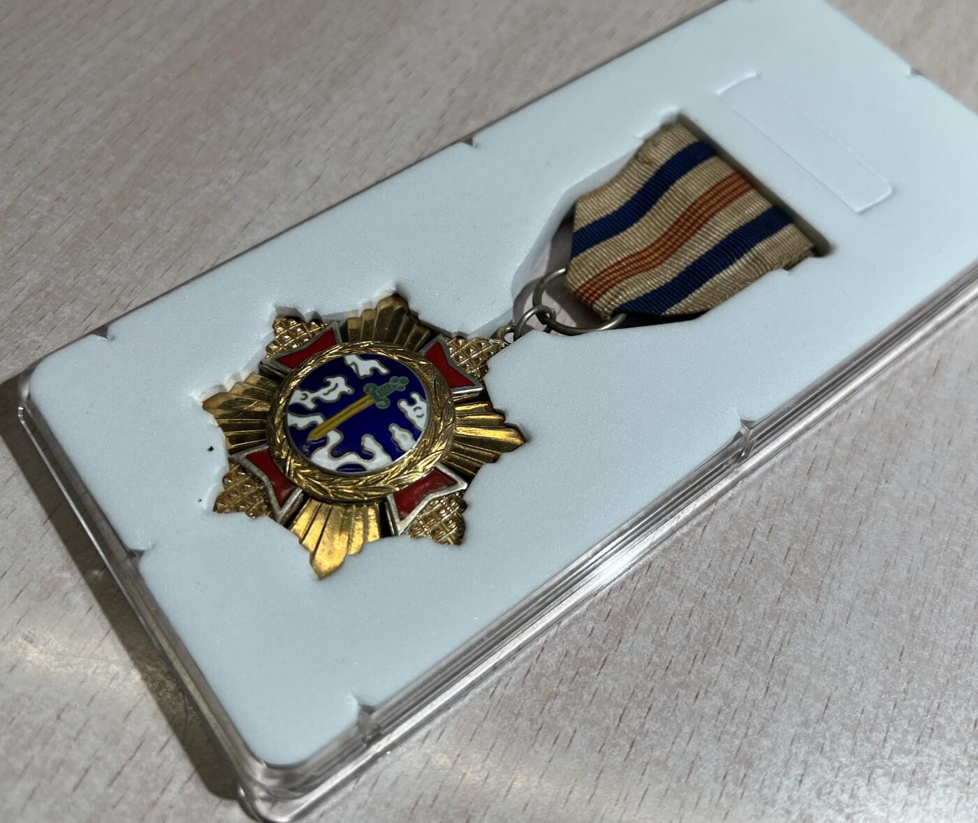 大猫徽章拍卖第285期 国民政府资深荣誉士兵奖章