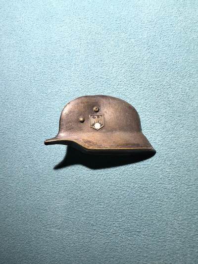 盛世勋华——号角文化勋章邮票专场拍卖第296期 - 德国（1939）国防军陆军钢盔纪念证章