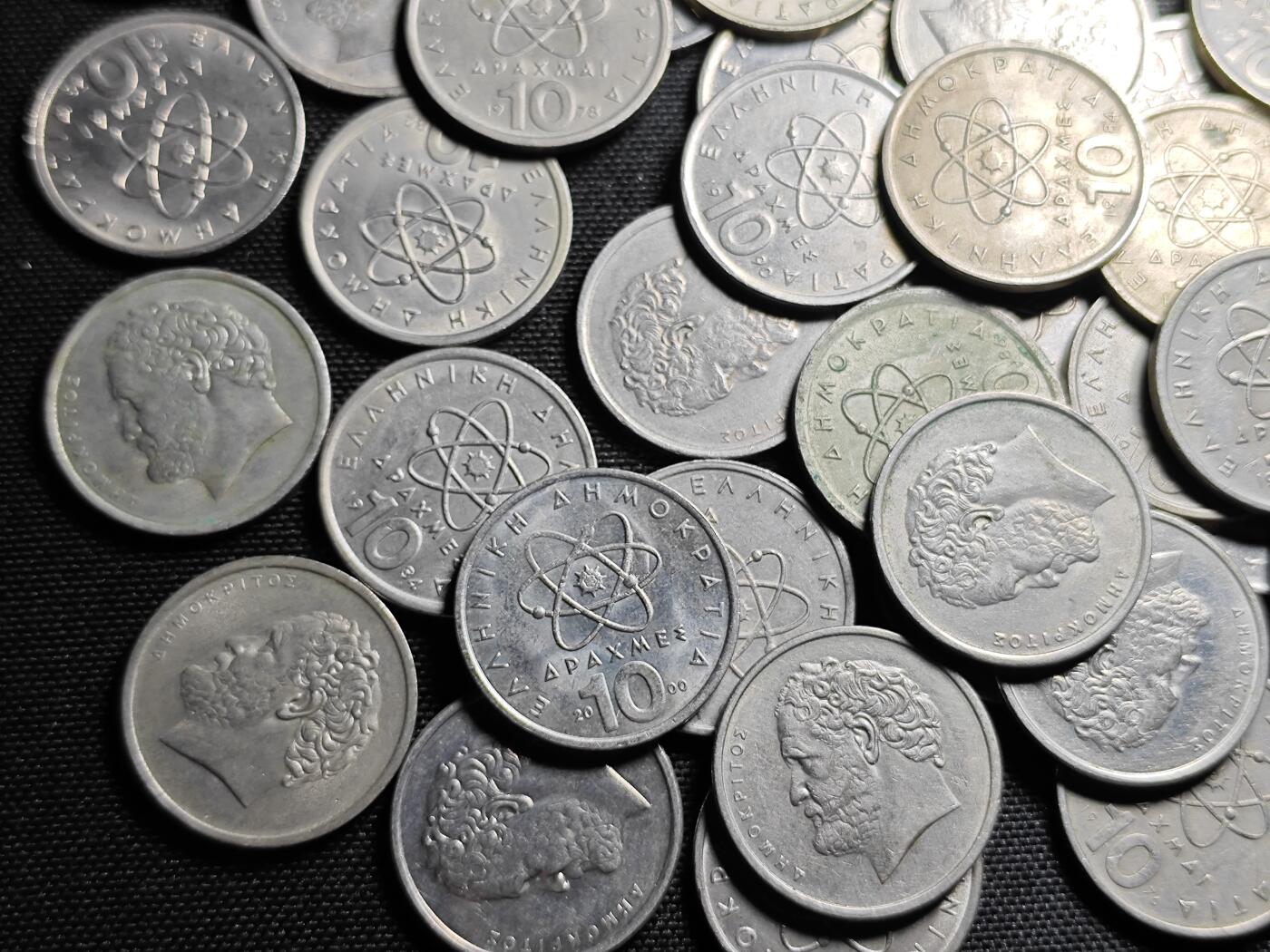 KK钱币收藏小铺 《套币 好品/批量散币专场》  2月预留时间 周末发货  希腊10德拉克马一组67枚