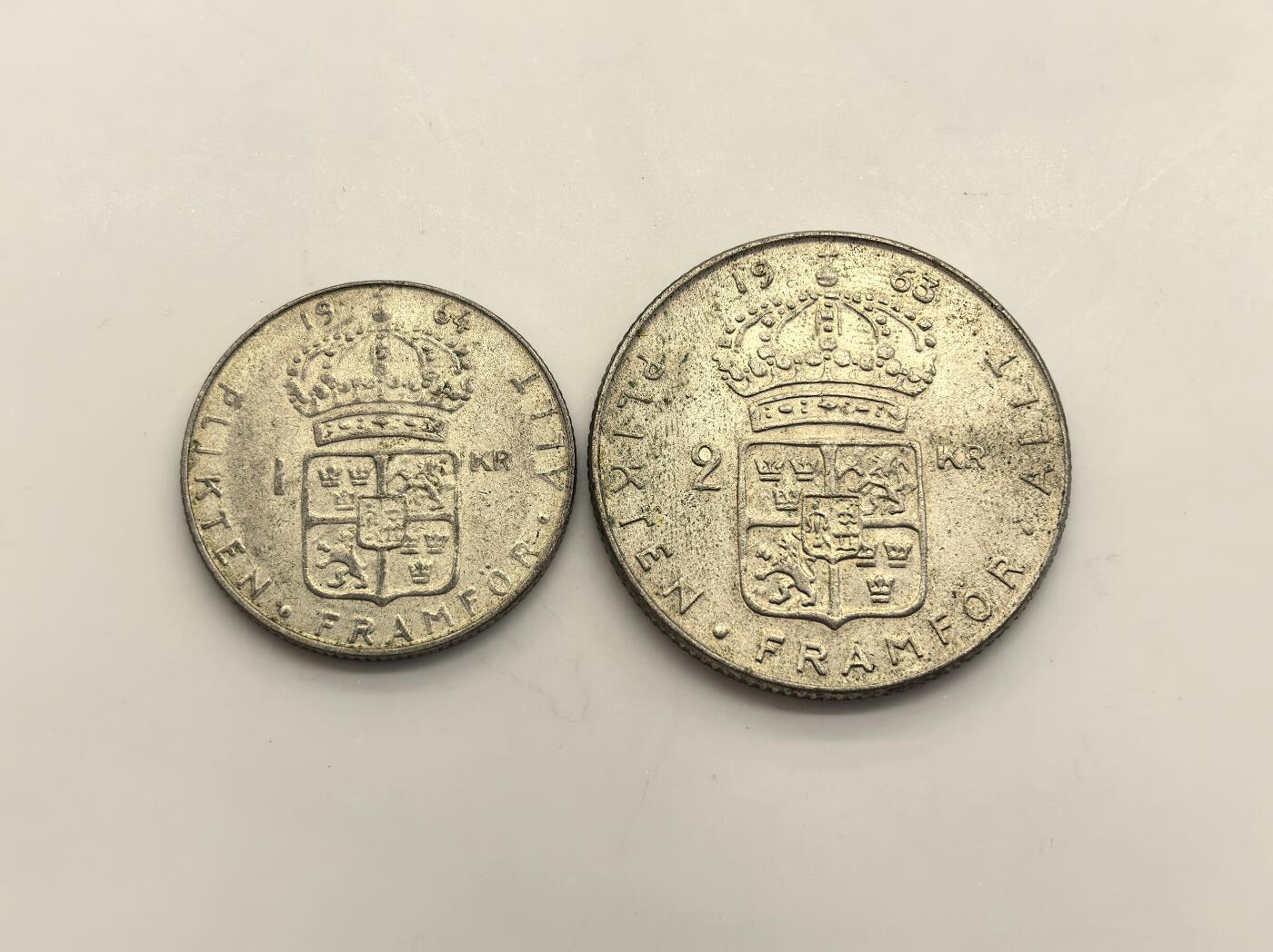 博洋堂世界钱币拍卖第154期（全场包邮） 瑞典古斯塔夫六世1克朗、2克朗银币一组2枚