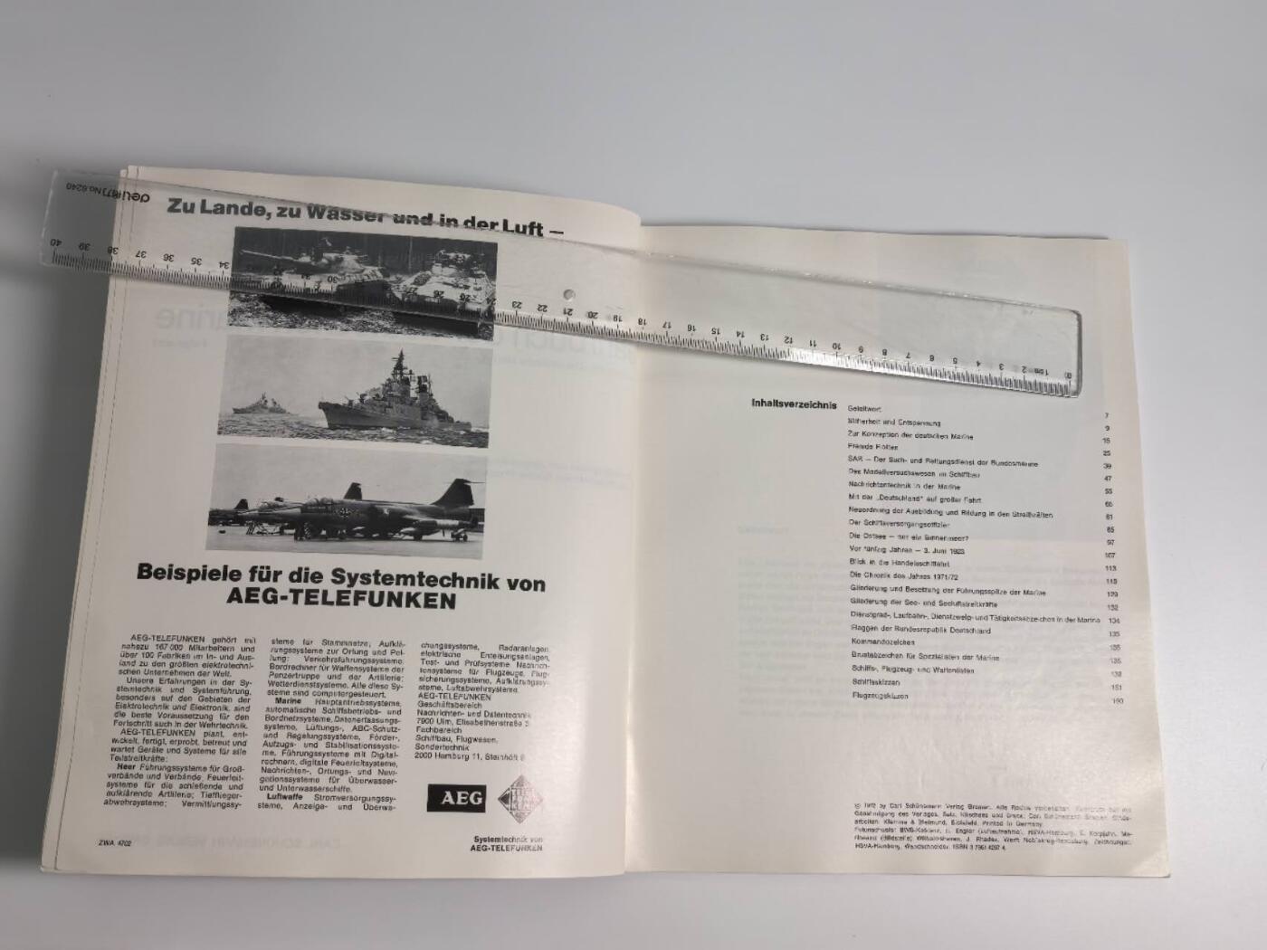 小驴勋章奖章收藏12月27日周六晚六点拍卖（珍爱和平，收藏战争，铭记历史，勿忘国耻，忠党爱国。有偿代拍，送拍规则在简介最后，参拍须阅读规则后再参拍，关系到运费包装发货时效真假辨别等关键信息，拍卖时不再发原图，看大图店主微信码在拍卖店铺介绍里） 《德国海军年鉴》3本