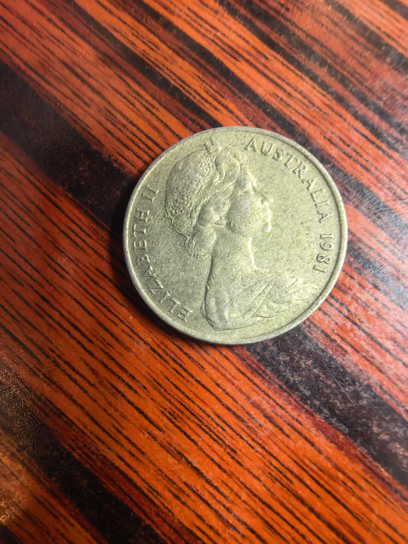 泡泡币外币四十一场可代拍15038385335微信