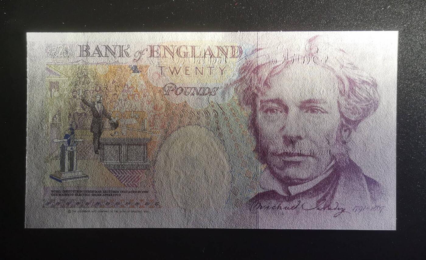 《艾美收藏》第226期-12.28周日外币精品场-蛇年收官 英国E序列初版皇冠版W35末冠20镑UNC靓号999030 Kentfield签名