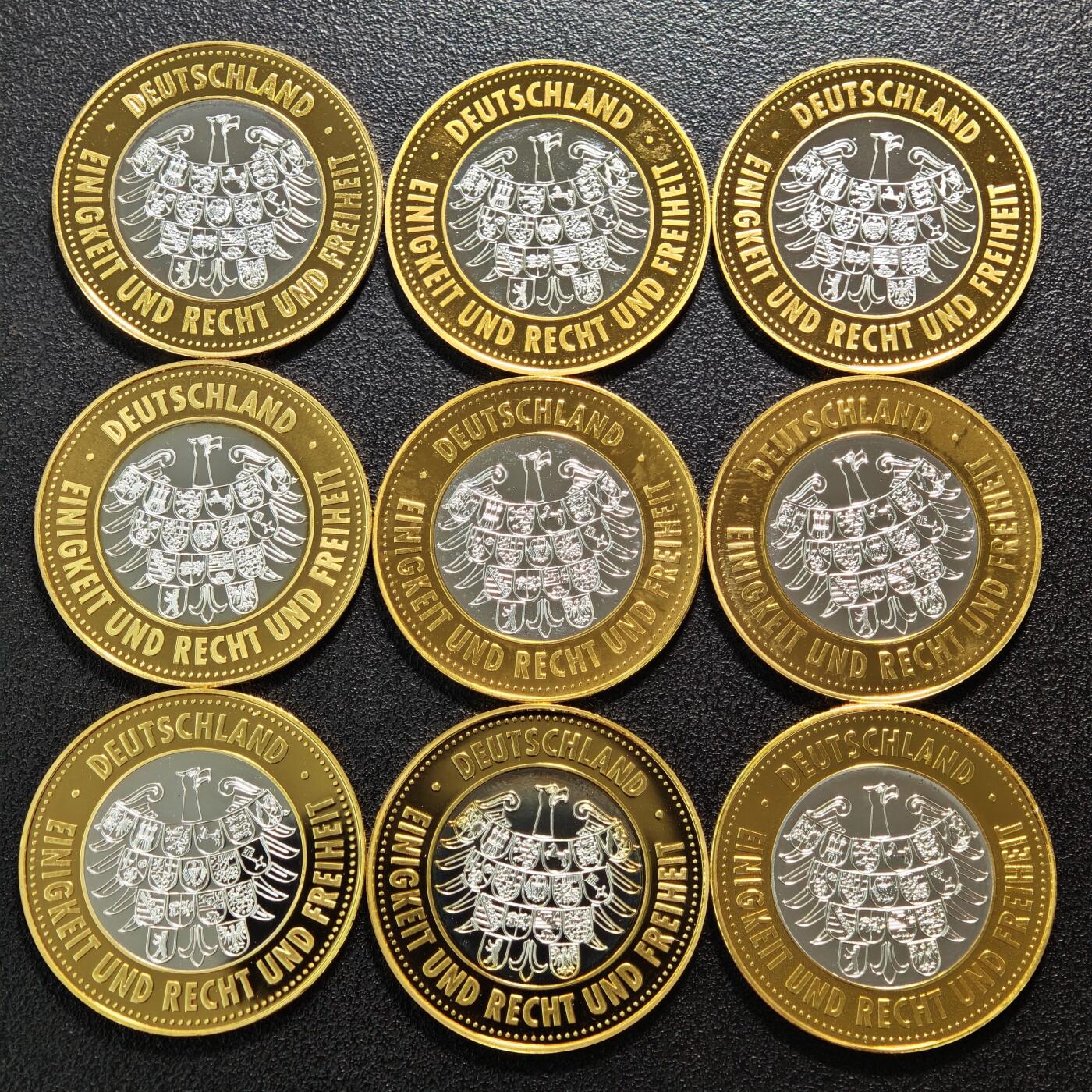 【德藏】世界币章拍卖第159期(元旦专场拍卖) 25枚一组 现代德国统一双色镀金镀银纪念章 直径约：32.5mm/枚；重约：9.42g/枚（说明卡23个）