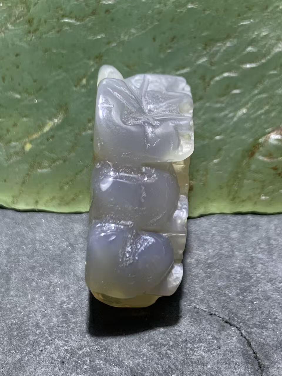 高玉化巴西玛瑙雕刻貔貅通货吊坠一个！。