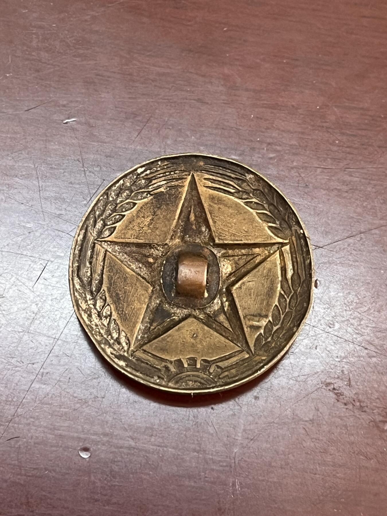 徽章杂项首拍 五十年代铜质帽徽