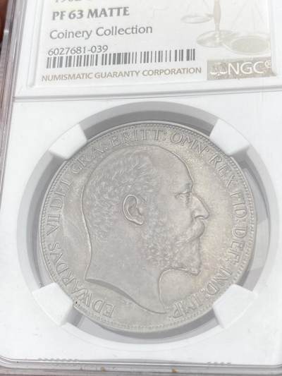 万国钱币拍卖第058期（万国新年大拍） NGC PF63 1902年英国爱德华七世马剑精制克朗 磨砂精制Matte工艺 原味酱彩素描质感