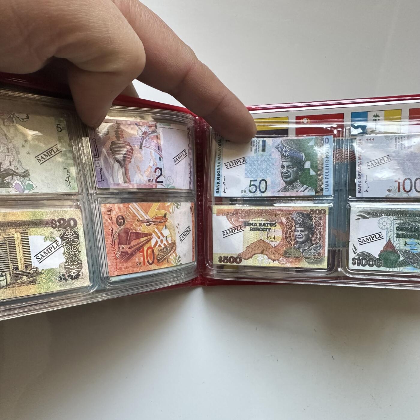 🌹外币初藏🌹🐯2025年第146场  每周二四六晚8️⃣点 接代拍 马来西亚旅游纪念册