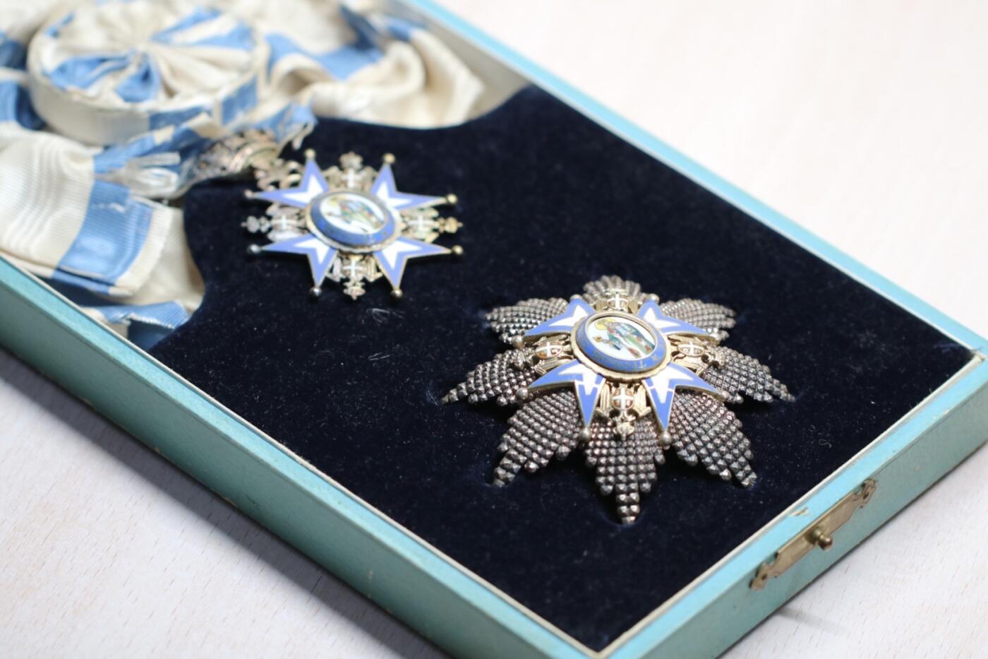 大猫徽章拍卖第285期 塞尔维亚王国一级圣萨瓦勋章星芒一套 绶带稍有开丝