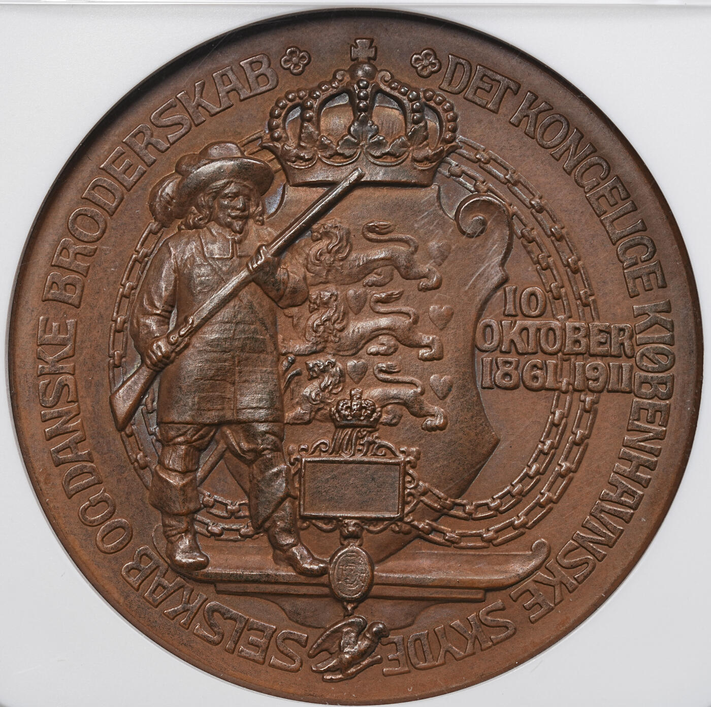 修遠堂世界钱币第九十九期 NGC MS64BN 1911年丹麦国王弗雷德里克八世在军队服役50周年纪念高浮雕大铜章
